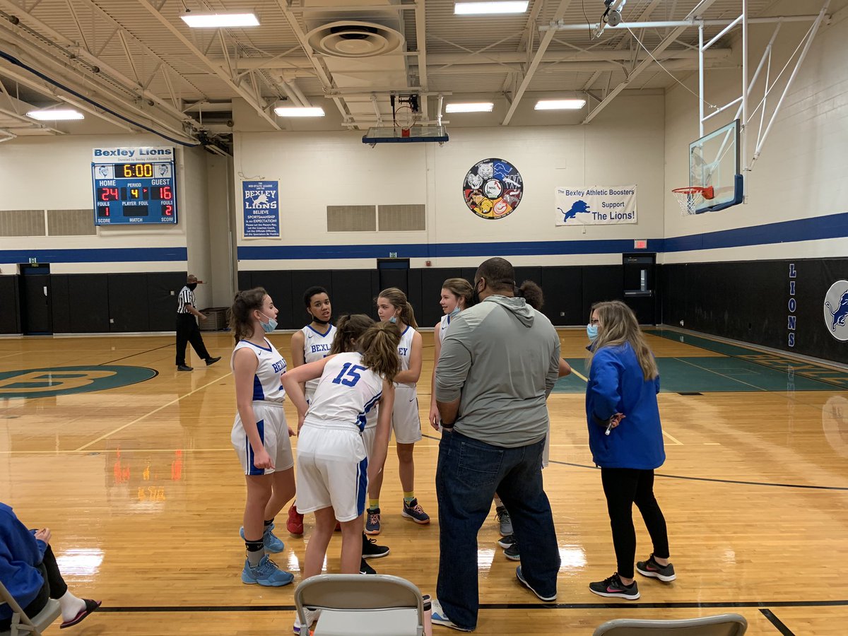 BexleyMS's tweet photo. 8th grade girls finish the year strong with a win! Great job ladies! https://t.co/xYdUcMKHSp