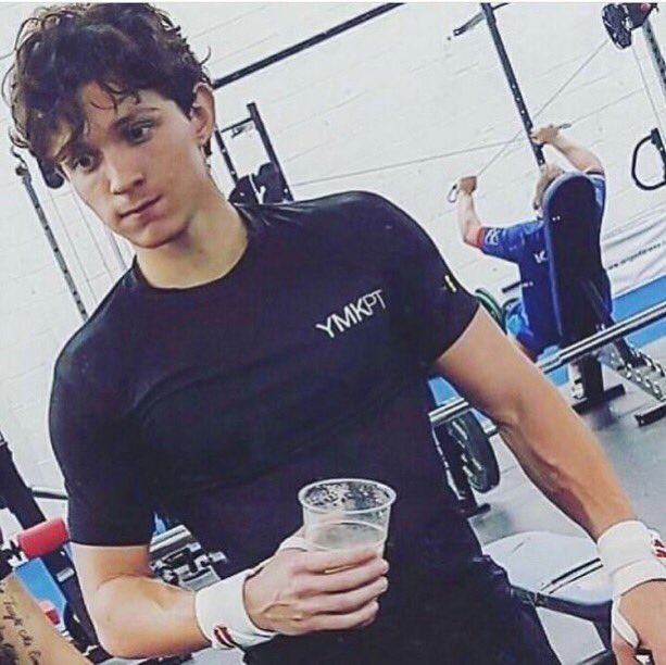 tom holland working out: a thread