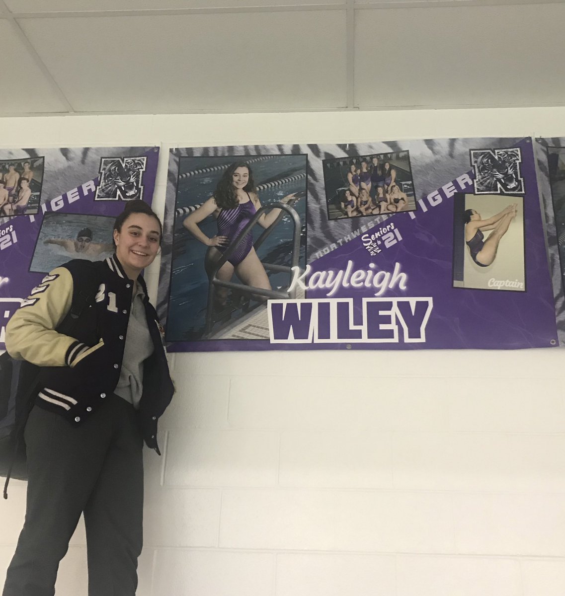 Congratulations to our Senior Diver! Finished out of he season with an 8th place finish at sectionals!
