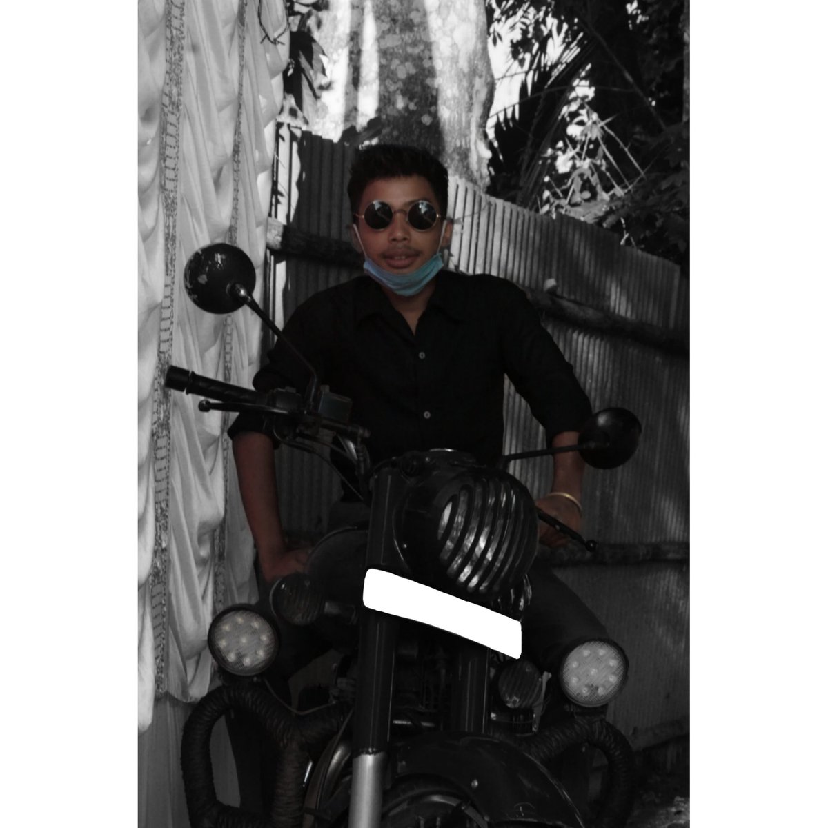 AichangDebbarm2's tweet photo. #NewProfilePic https://t.co/LkDJAbPkWu