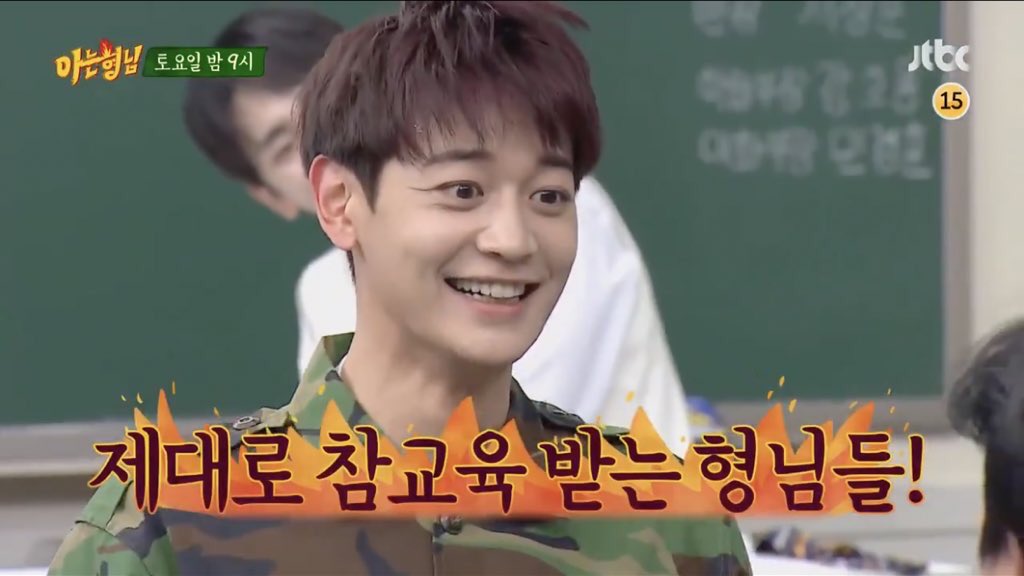 xoalsoax's tweet image. shinee being back on variety shows also means the video editor can overuse the flames emoji everytime minho speaks lmaooo