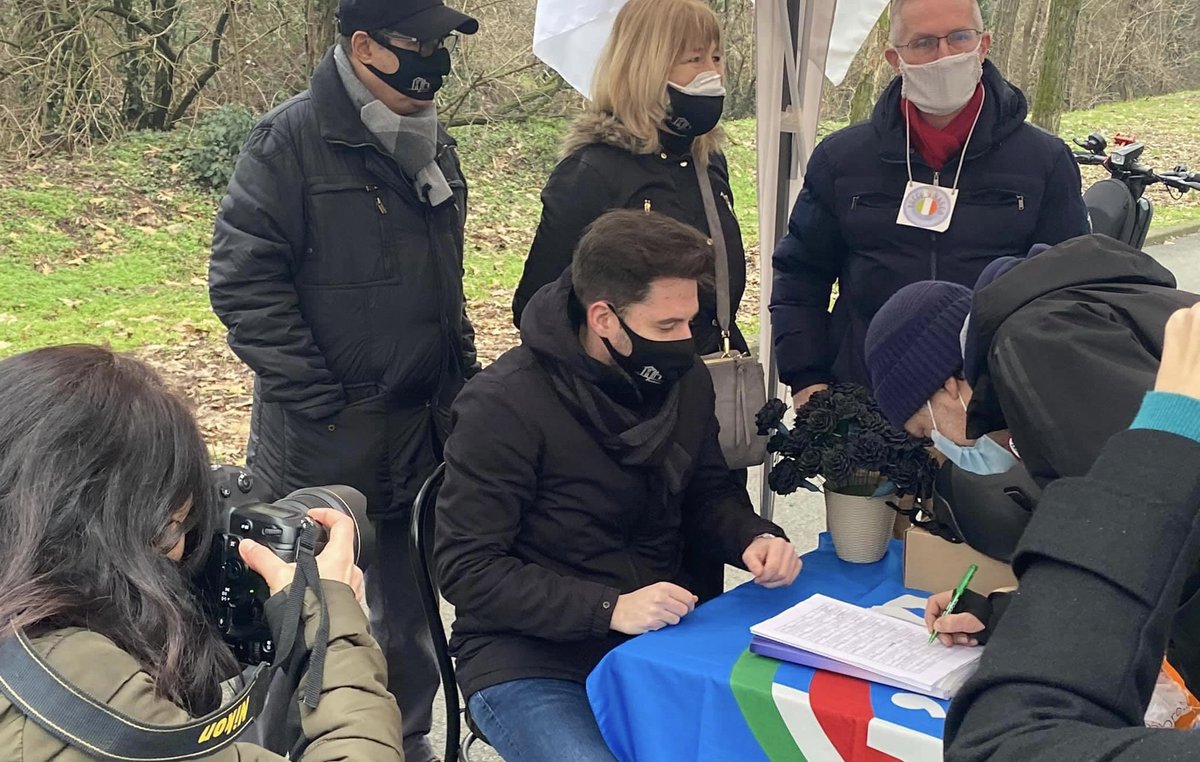 Manuel_Imberti's tweet photo. 🔵 Grazie a tutti i cittadini che questa mattina hanno firmato al nostro gazebo, sul sito abbiamo superato le 600 firme!
Questo è il link per chi non l’avesse ancora fatto:
https://t.co/IZ8b8wc9ti https://t.co/oUL5uW3lXK