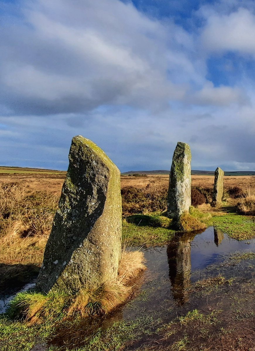 The Nine Maidens Stone Circle looking lovely in the sunshine this afternoon.  #PrehistoryOfPenwith