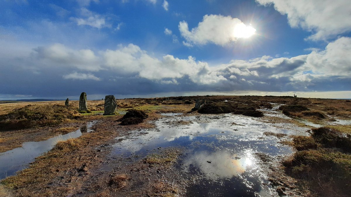 The Nine Maidens Stone Circle looking lovely in the sunshine this afternoon.  #PrehistoryOfPenwith