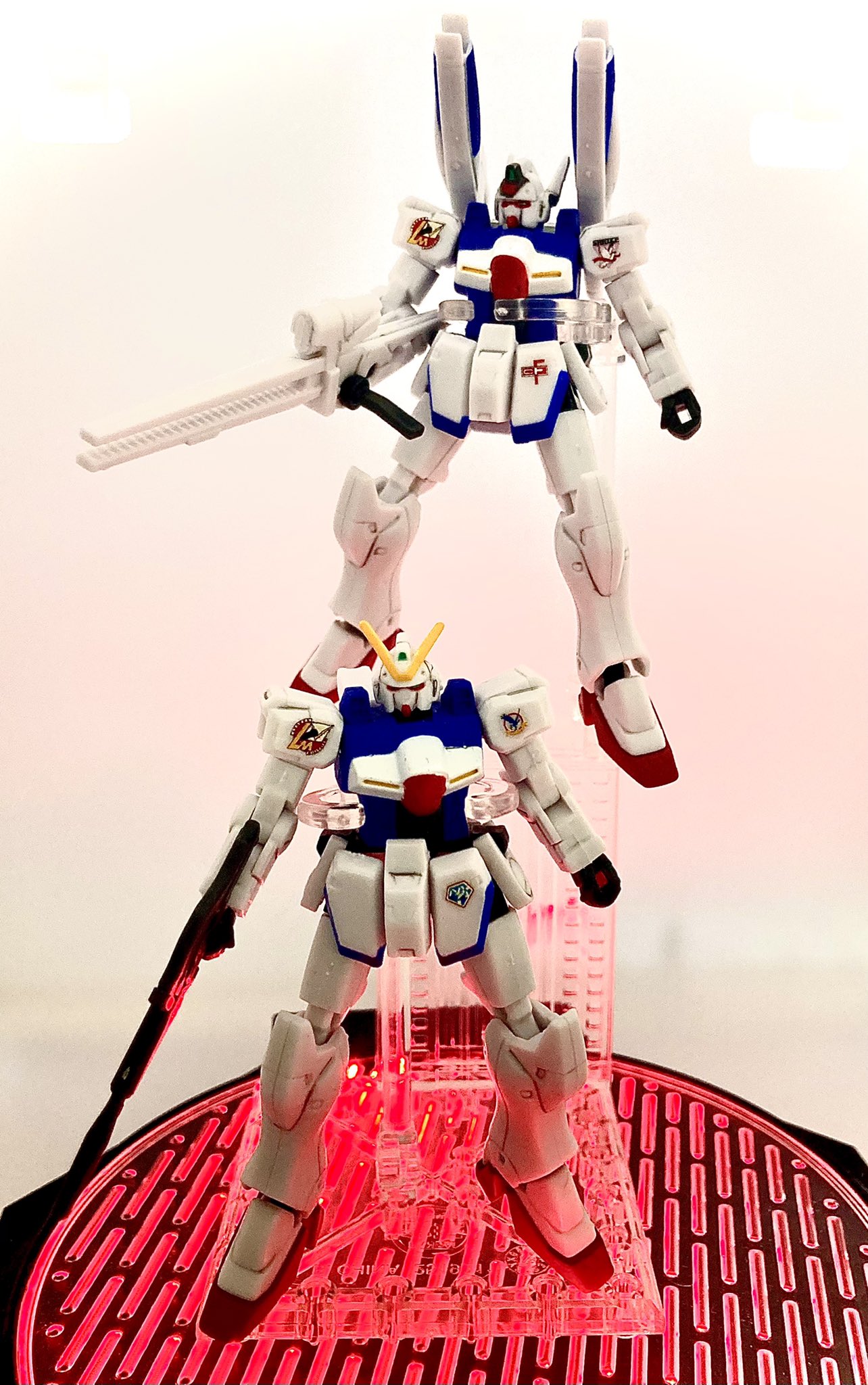 ちゃな ユニバーサルユニット Vガンダム Vダッシュガンダム Vガンダムヘキサ シュラク隊 T Co 2nvt0n9qcz Twitter