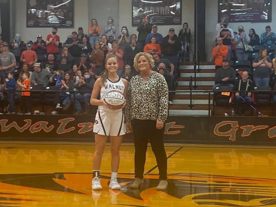 Congratulations to Faith Gilkey for scoring her 2514th point last night to beat the Walnut Grove career scoring record previously held by Tammy Erwin. <a href="/OzarksOzone/">Ozarks Sports Zone</a> <a href="/scoreboardguy/">SCOREBOARD GUY</a>