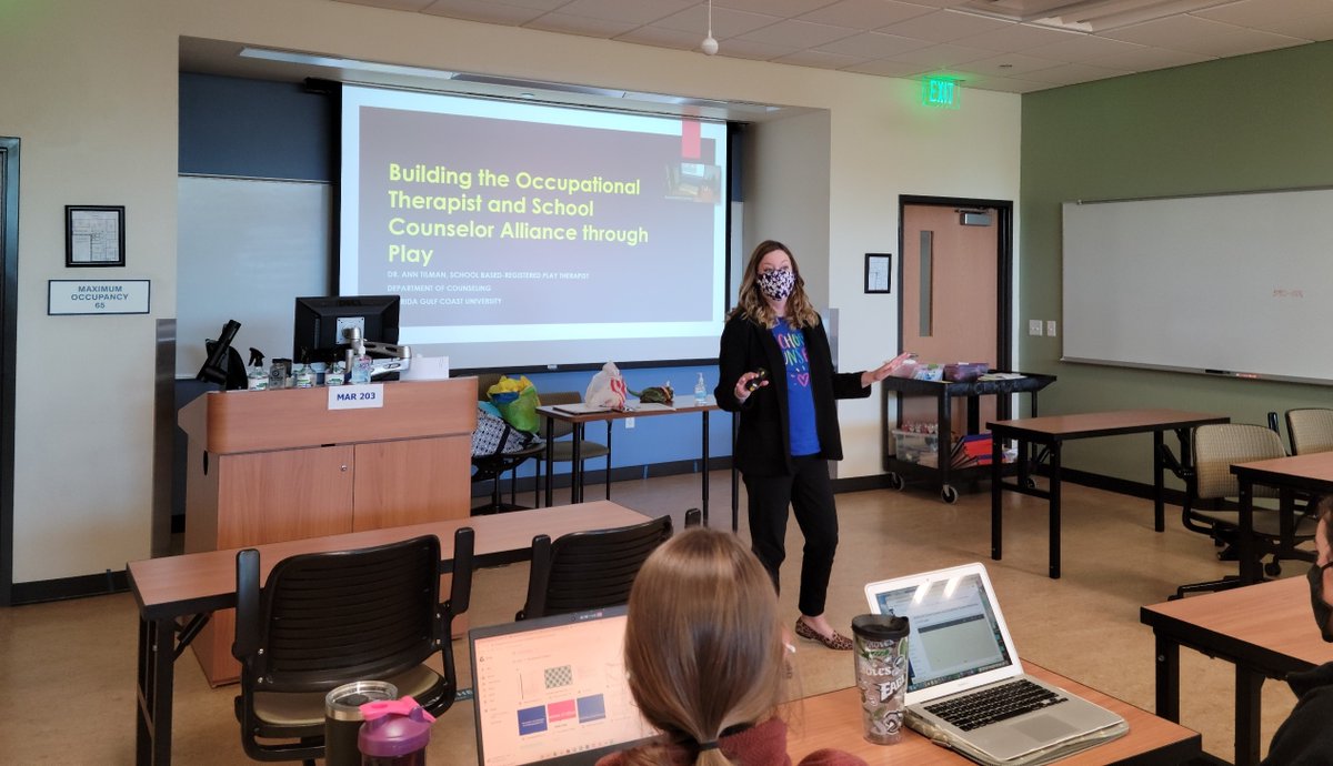 Dr. Ann Tilman, school counseling program faculty member, and our counseling graduate students focus on 'collaboration day!' during #NSCW21 #schoolcounseling