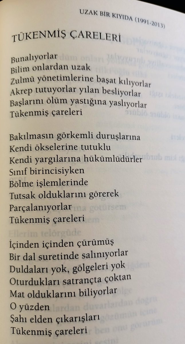 TÜKENMİŞ ÇARELERİ

Bunalıyorlar
Bilim onlardan uzak
Zulmü yönetimlerine başat kılıyorlar
Akrep tutuyorlar yılan besliyorlar
Başlarını ölüm yastığına yaslıyorlar
Tükenmiş çareleri
...