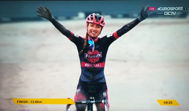 Winst voor Denise Betsema in Middelkerke -  texelsecourant.nl/nieuws/algemee…