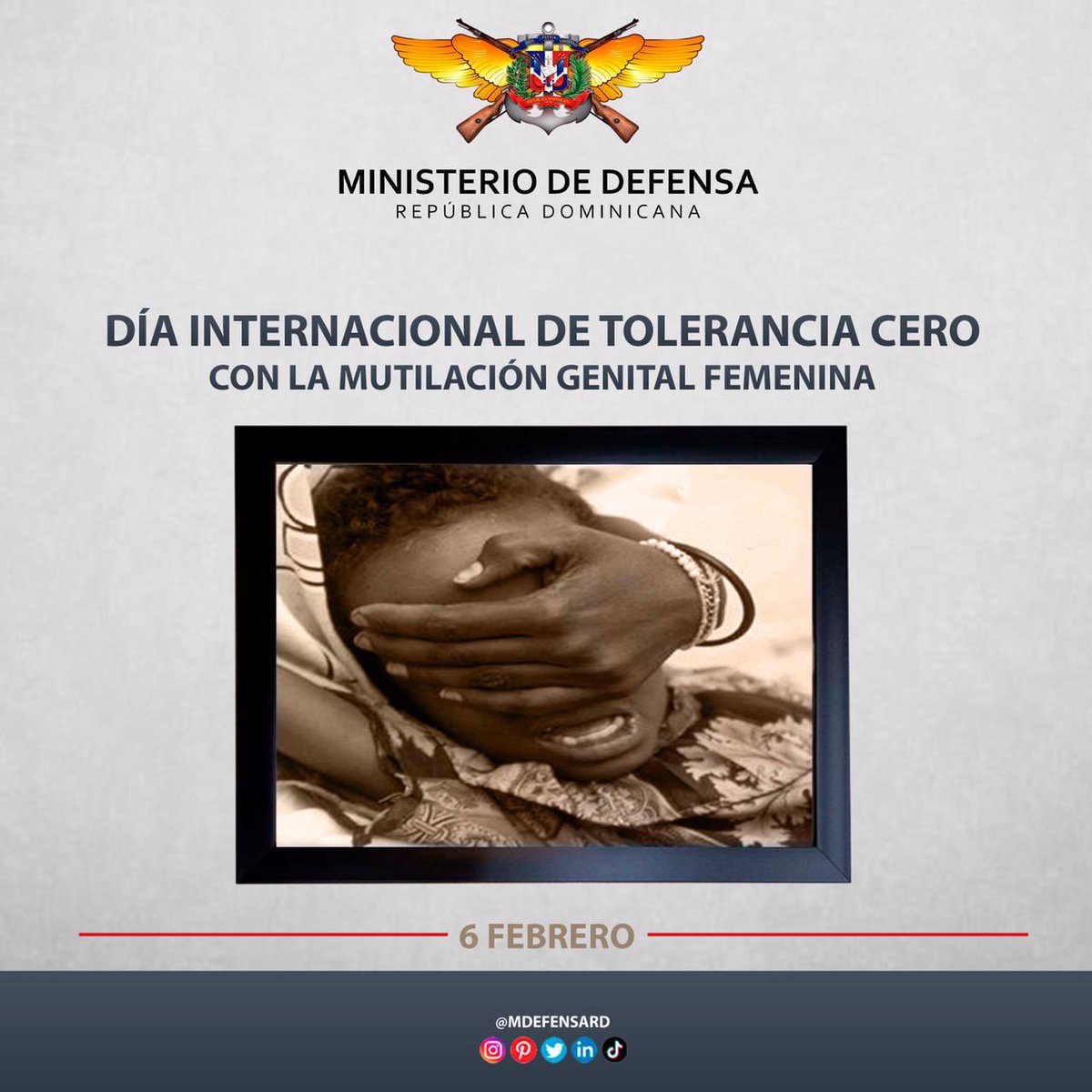 MDefensaRD's tweet photo. [Día Internacional de Tolerancia Cero con la Mutilación Genital Femenina] 🙎‍♀️

Hoy conmemoramos el Día Internacional de Tolerancia Cero con la Mutilación Genital Femenina. 

#MideDato👇👇

La mutilación genital femenina (MGF) es una práctica que implica la alteración o...1/2 https://t.co/T6WuP7hcQM