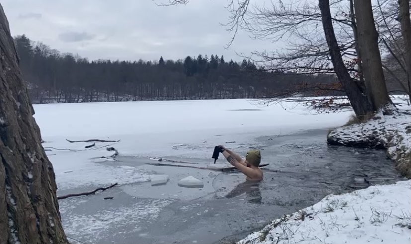 #Maldives who? #icebath #icebathing