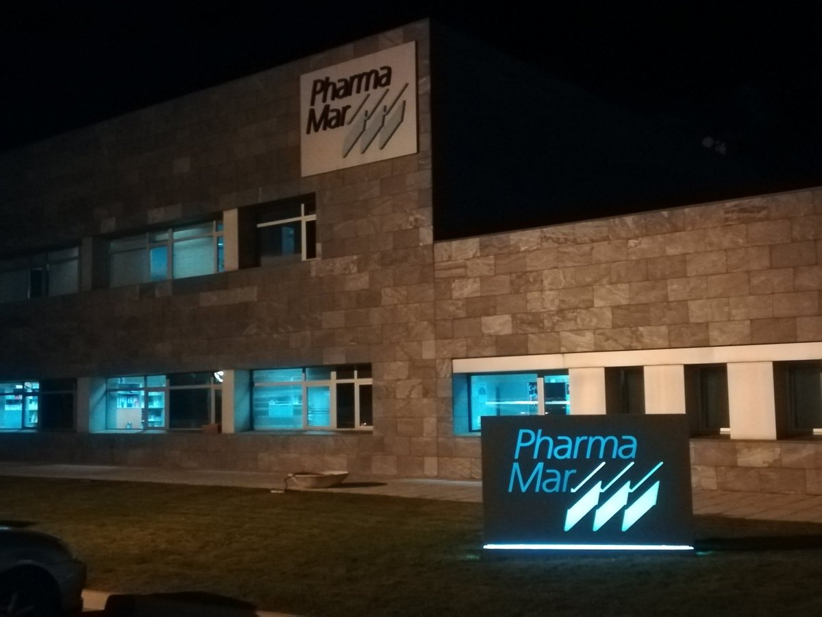 Trabajando mañana tarde y noche en ultimar el protocolo. Os juro que no vamos a decansar hasta que no tengamos los datos que demuestren si tenemos la bala de plata,contra el virus. Viendo las variantes que se nos vienen encima, creo que va a ser vital hacerlo y rápido.#COVIDzero