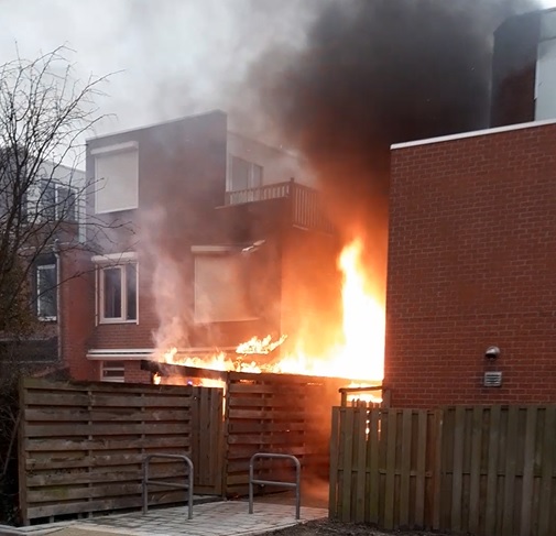 Veel schade door schuurbrand Populierenhof..