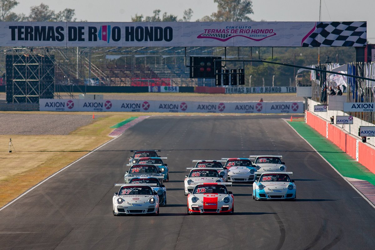 PorscheSCArg's tweet photo. Desde Porsche Sprint Challenge Argentina acompañamos al Sr. Héctor Farina, al personal del Autódromo Termas de Río Hondo y al Gobierno de Santiago del Estero, en este duro momento 🤜🤛 Todos juntos para recuperar uno de los mejores escenarios del país. Estamos con ustedes 🏁 https://t.co/XfF1tQwHzt