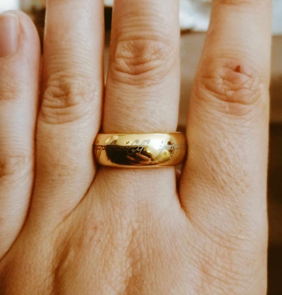 ChrissySkl's tweet photo. Marathon en cours  #LordOfTheRings https://t.co/SXvjTAcSda