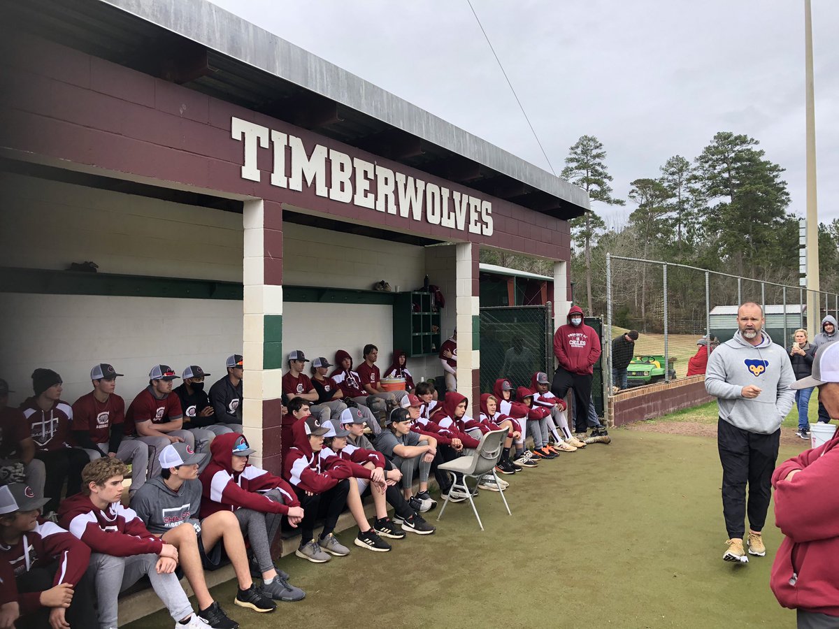“Prepare mentally to win championships” Thank you @D_Ross3 for inspiring these young men on Opening Day!