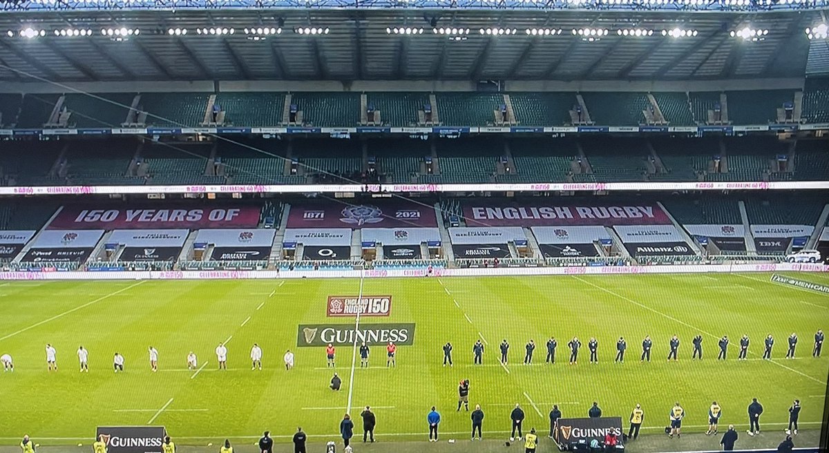 Why on earth are the England and Scotland rugby teams bothering to socially distance between themselves when lining up during the pre match anthems? As soon as the game starts, there’s bugger all social distancing. Does the virus disappear after kick off?
#ENGvSCO 
🏴󠁧󠁢󠁥󠁮󠁧󠁿 🏴󠁧󠁢󠁳󠁣󠁴󠁿 🏉