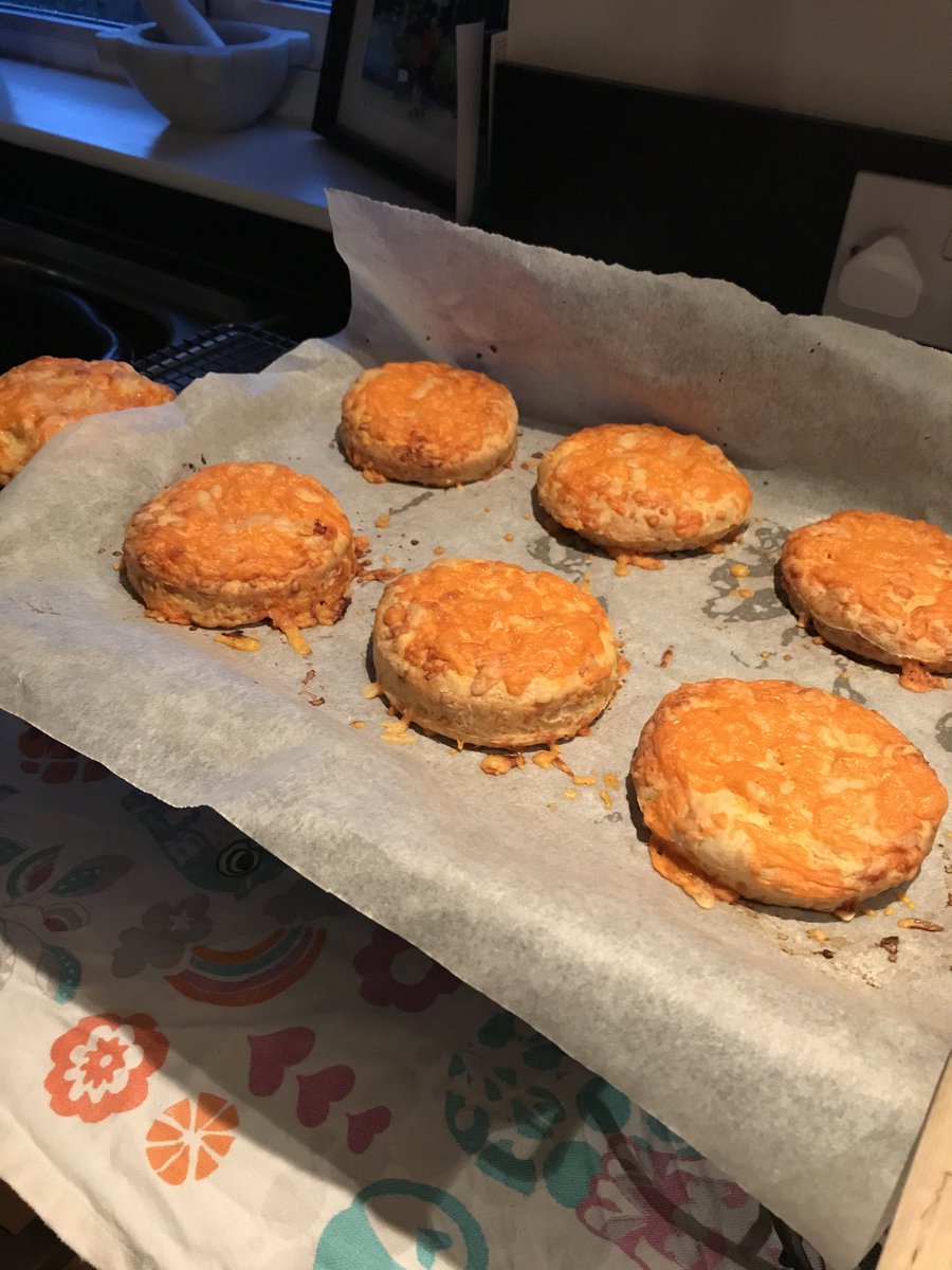 1st ever attempt at cheese scones ⁦<a href="/JennCathcart19/">Jennifer Cathcart</a>⁩ do you think a gin would be a good drink of choice to have with one🤨#hibernatingfromweather #domesticgoddess