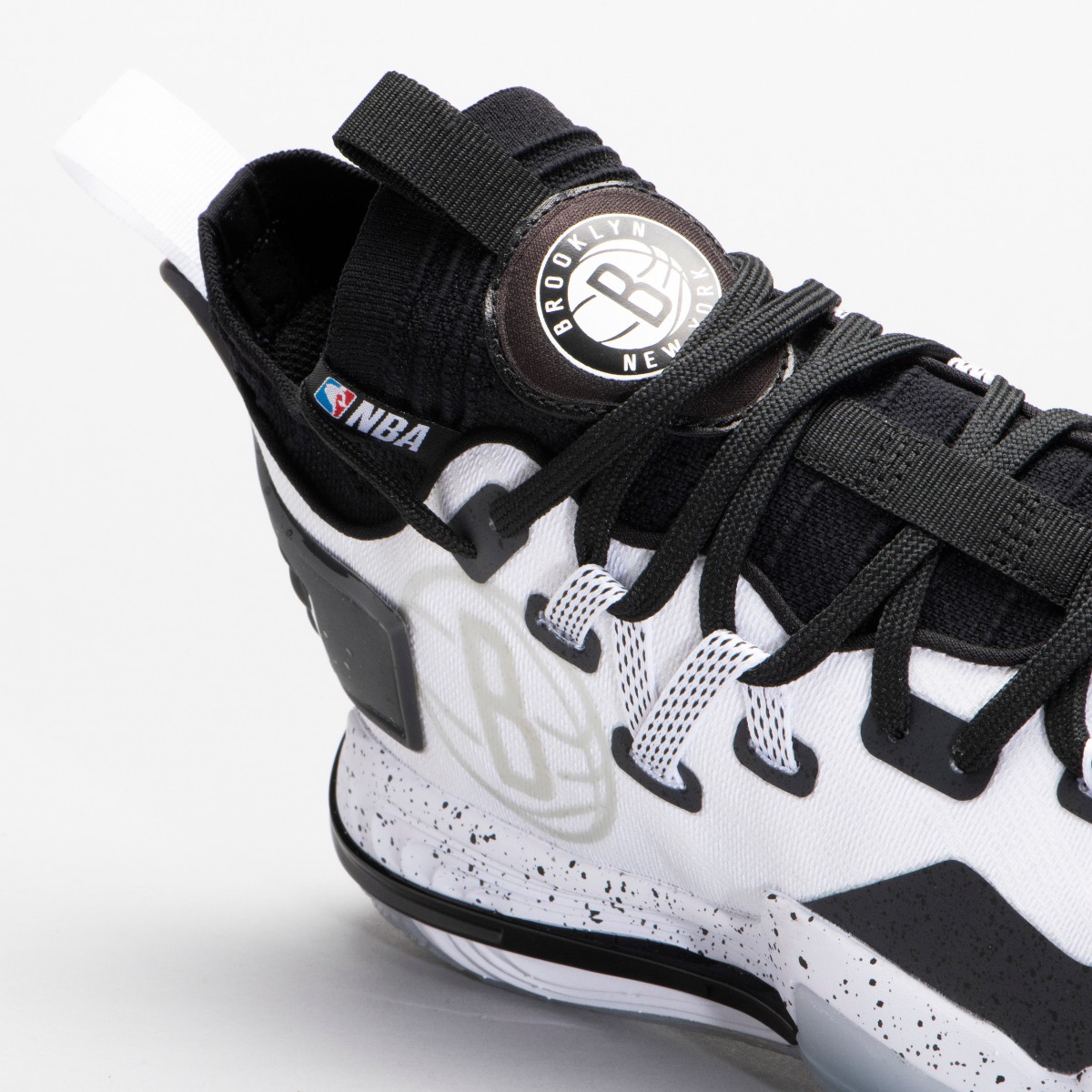 decathlon uk trainers