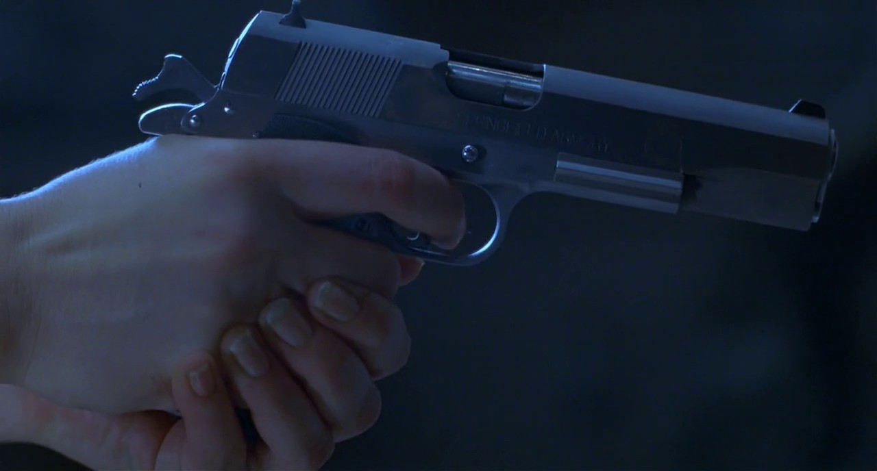 映画に出てくる武器紹介bot 旧アカヤネ Twitterissa スプリングフィールド Mil Spec M1911a1 登場作品 バイオハザード アンブレラ社の特殊部隊員 レイン オカンポがサイドアームとして使用する他 アリスやマットといった他のキャラクター達も使用した 映画