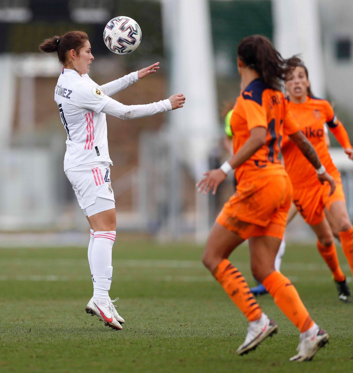 Jessica Martínez (@jmpirayu) on Twitter photo Tras un periodo difícil en lo personal, estoy muy feliz por estar de vuelta con el equipo en el campo y sumar una nueva victoria +3 ✅.
A seguir por este camino <a href="/realmadridfem/">Real Madrid C.F.</a> 👊🏼 Tras un periodo difícil en lo personal, estoy muy feliz por estar de vuelta con el equipo en el campo y sumar una nueva victoria +3 ✅.
A seguir por este camino <a href="/realmadridfem/">Real Madrid C.F.</a> 👊🏼