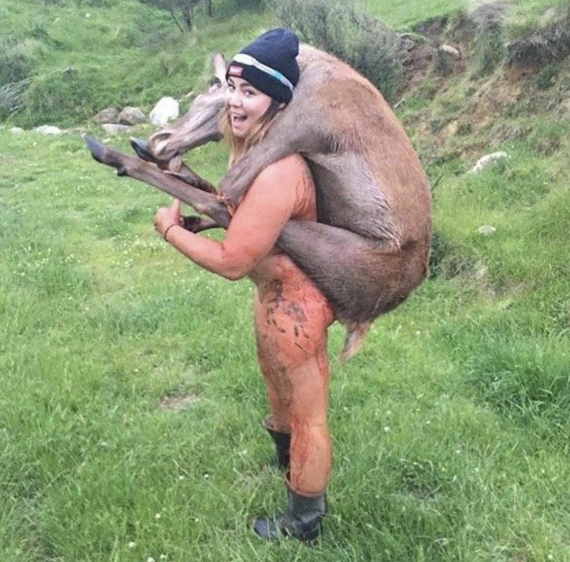 ⚡🐗 ¡Me sumo al TWEETSTORM! 

Pedimos a los partidos que se presentan a las Elecciones al Parlament de #Catalunya que escuchen a la ciudadanía y prohiban la caza!✊🏻
#MiVotoAlQueProhibaLaCaza

<a href="/Esquerra_ERC/">Esquerra Republicana</a>
<a href="/socialistes_cat/">Socialistes PSC/❤</a>
<a href="/JuntsXCat/">Junts per Catalunya🎗</a>
<a href="/EnComu_Podem/">Comuns__Cat</a>
<a href="/CiutadansCs/">Ciutadans</a>
<a href="/cupnacional/">CUP Països Catalans</a>