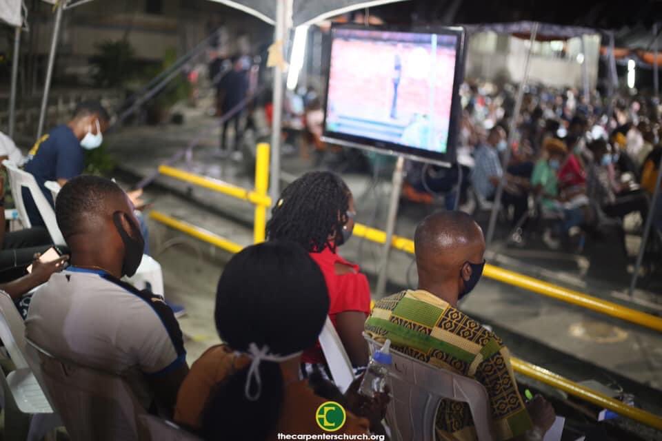 TCCPH's tweet photo. Life is not fair, but God is good and faithful. Even when circumstances tell you otherwise, remember God's faithfulness. Keep seeing the favour of God.
#Word #Day2 #DT2021 #ExpandedInfluence #WordConference #TCCAbuja #TCCPH
@PastorKech https://t.co/xefWxOVy33