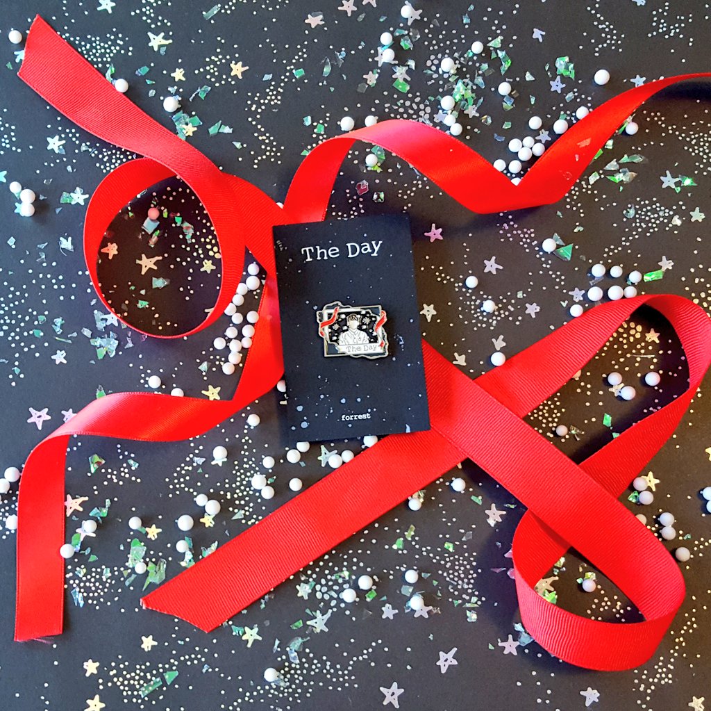 CollectEXOPins's tweet photo. The Day ~ Baekhyun &amp; K. Will
Underrated collab.

This pin is another tiny beauty by @your___forest 

(I got this as part of a group order.) https://t.co/Cru5wmPHzT