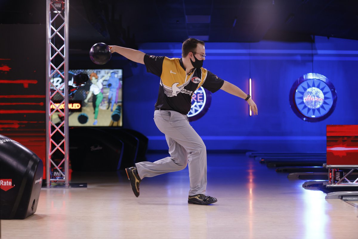 PBATour's tweet photo. Zach Weidman’s climb continues defeating Ronnie Russell 277-243 and advances to the semi-finals vs. Andrew Anderson.

📺: LIVE NOW on @FS1
📱: FOX Sports app // FOX Now app https://t.co/S9ST9pzyQH