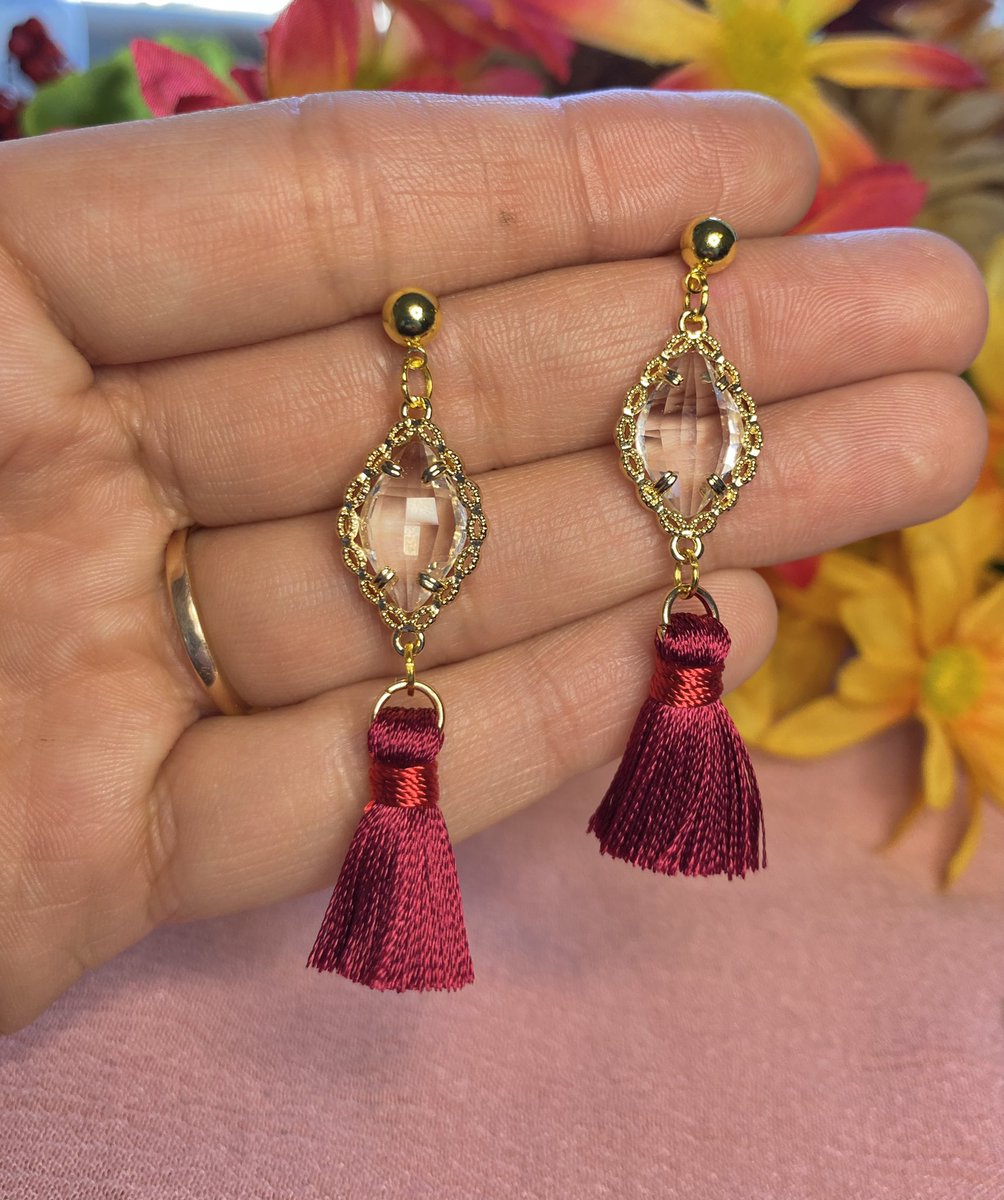 IliaCreations's tweet photo. 🖤✨🌸 SALE 🌸✨🖤

10% off sale ends tomorrow!! 🤍

FREE surprise earrings with every order &amp; free shipping within the U.S 🥰

#shopsmall today! 💕

🌹 https://t.co/LDEJcnPuqq 🌹 https://t.co/6mi8tEFhQ1