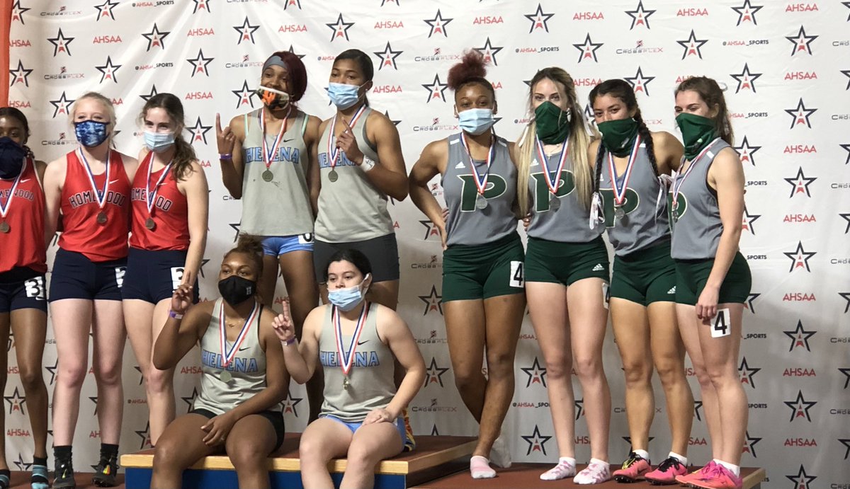 ThePelhamWayTF's tweet photo. @Coachspringfiel @dadams1981 @PELHAM_AD Jordan Williams, Chloe Plummer, Jackelin Ruiz, Natalie Jamison are the 4x200 6A Indoor State Runners Up! https://t.co/IF3XGSLpr9