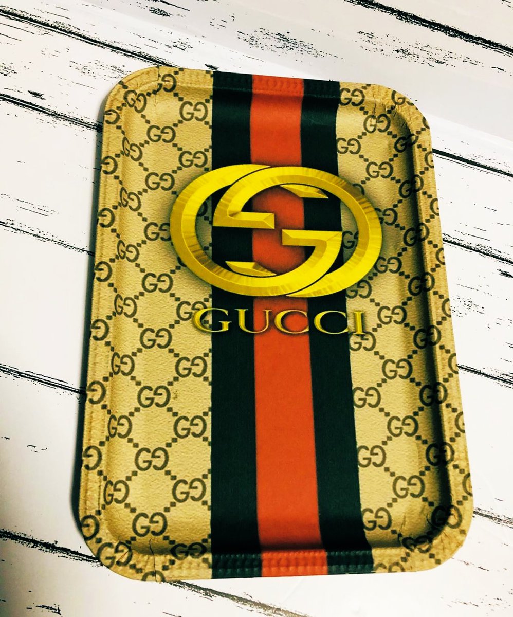 _sealionnnn's tweet photo. Custom Rolling Trays my mom made. DM to order 👀🔥🔥 https://t.co/KTa47wpi1d