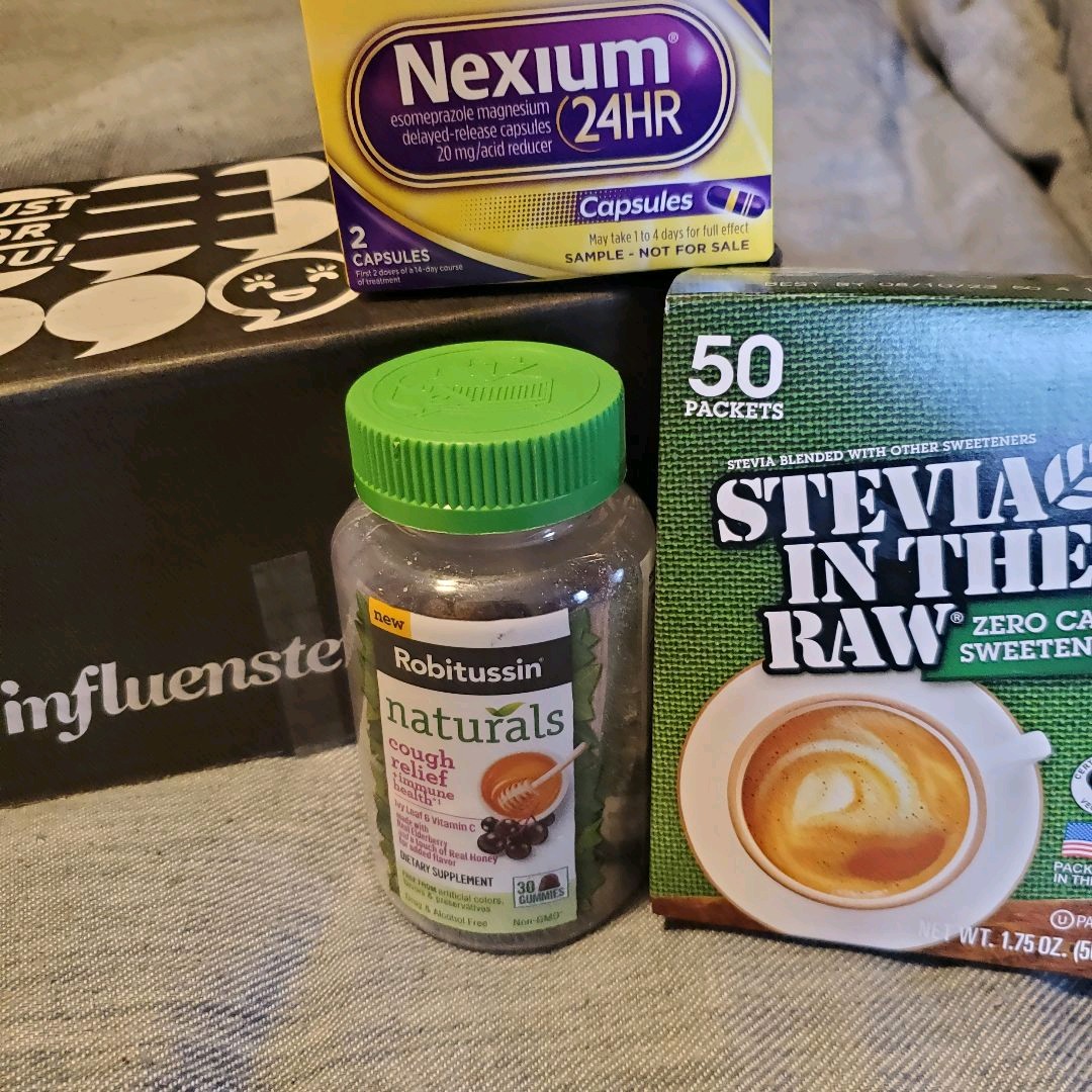 rachcollings's tweet photo. #RobitussinNaturals # InTheRaw #Nexium24HR #WFHVoxBox #complimentary @RobitussinBrand @Influenster @InTheRaw https://t.co/OeRVOutkIC