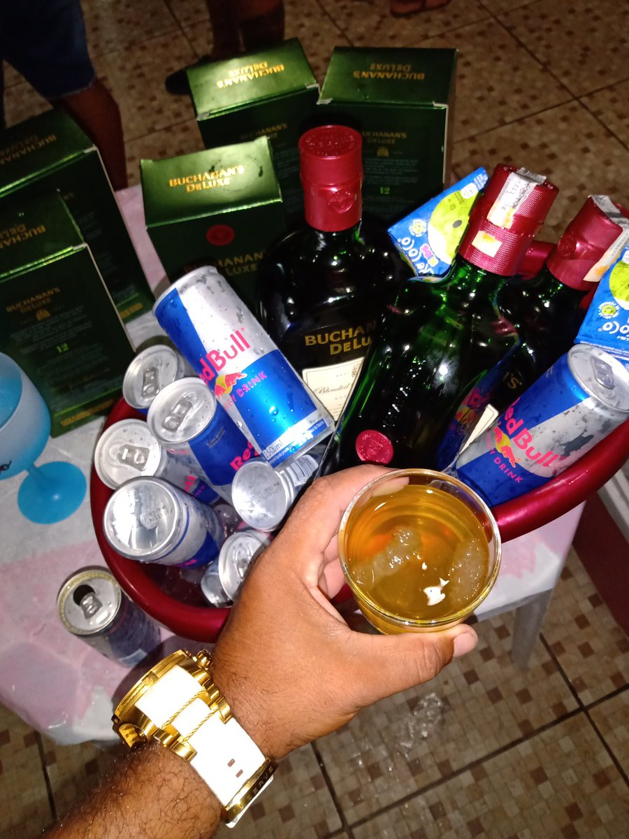 deivison_sant's tweet photo. 🥃🤫🤤 https://t.co/dXOL5yyQCZ