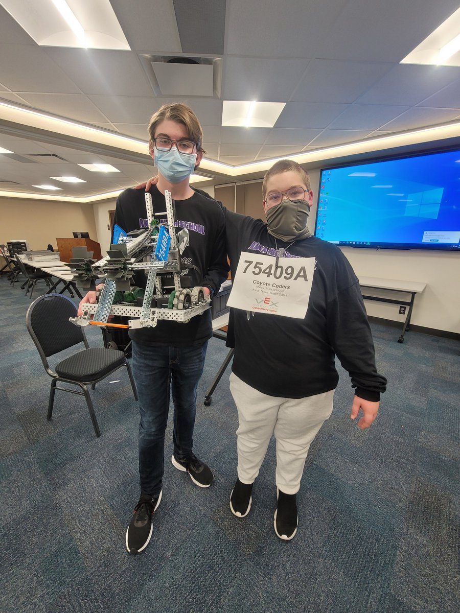 AnnaISDCTESTEAM's tweet photo. @AnnaChamber @CityofAnna @Toyota @VEXRobotics
 @texascte @Anna_ISD @texaspltw Our Robotics Program is COMPETING today in the Rumble in the Falls (Wichita Falls, TX). So Far, 2 TEAMS in the Semi-Finals! Thank You 
@MistyPageTech &amp; @inertiacatalyst for MAKING this HAPPEN! #CTEMonth https://t.co/EPiTKFCM2C