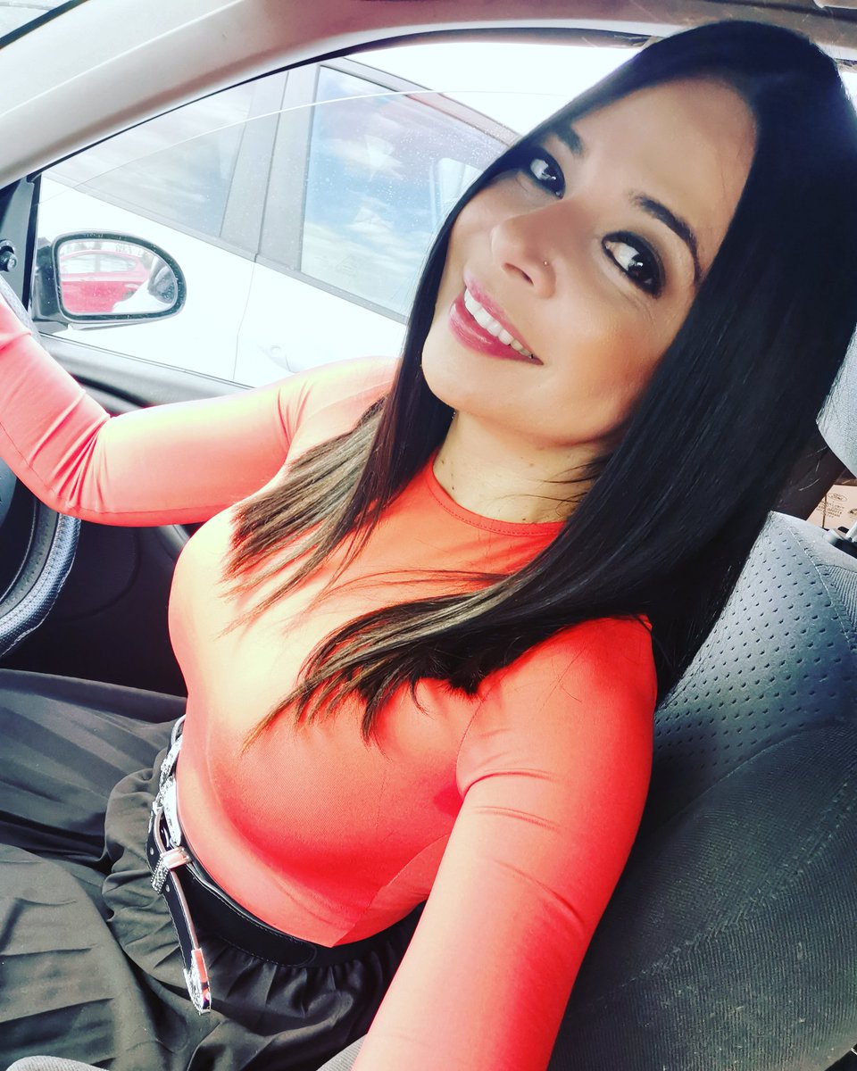 Maiselith's tweet photo. Feliz sábado 🥰 https://t.co/JEKKegMfXG
