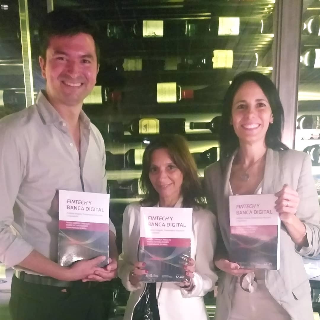 gabipe2631's tweet photo. @PaT350_ @ImpuestosyE @ScarsoJuan @TRLaLey mando para ti una foto de los tres artífices de la obra! https://t.co/wEbLuwFln5