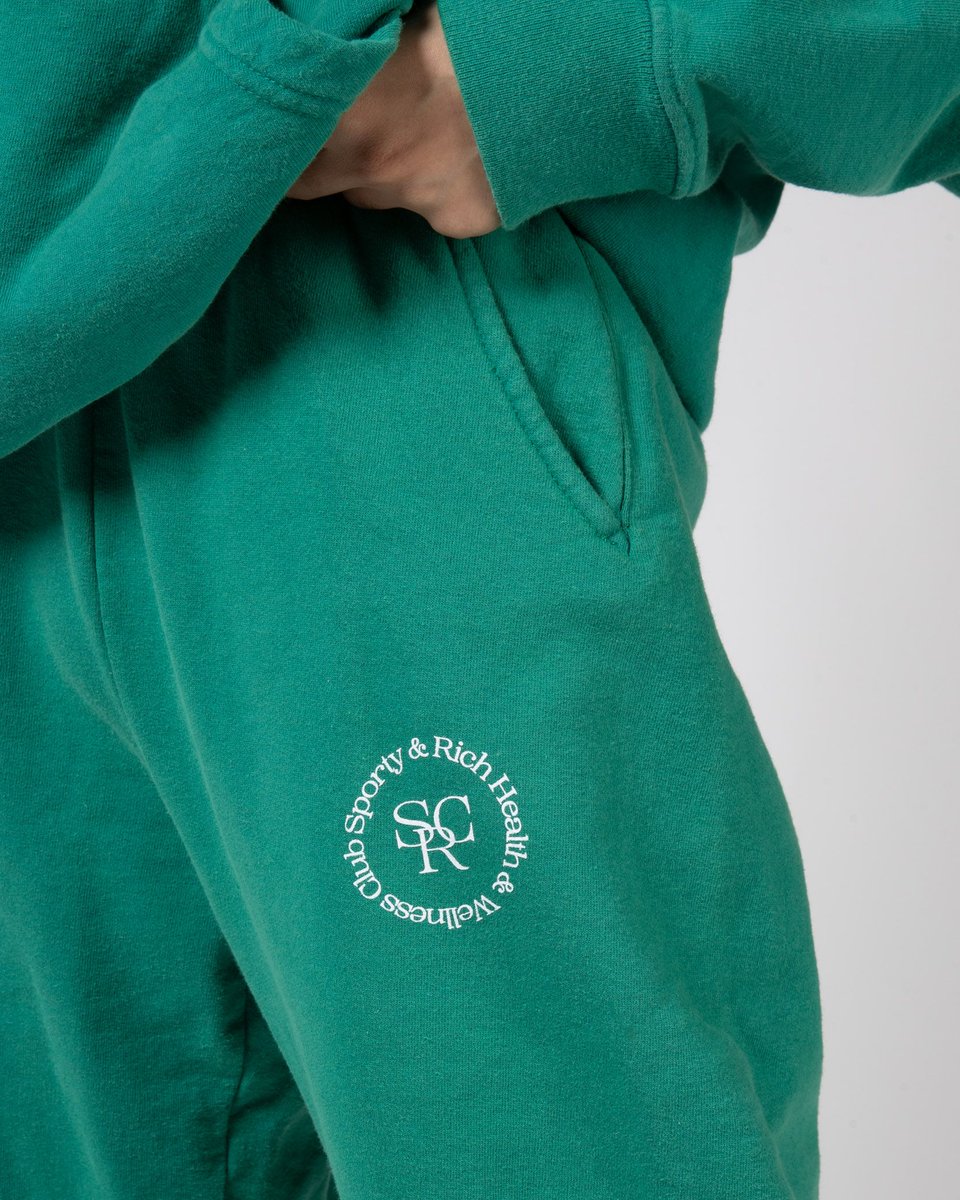 titoloshop's tweet image. NEW💫 Sporty And Rich Winter Drop is online now.
l i n k 📲 bit.ly/39JfZxA

● Health &amp;amp; Wellness Hoodie and Sweatpants "Teal" 
x-small to large.
🔎 HO071TE and SW071TE

#titoloWMAN
#sportyandrich
#winterdrop
#titolo