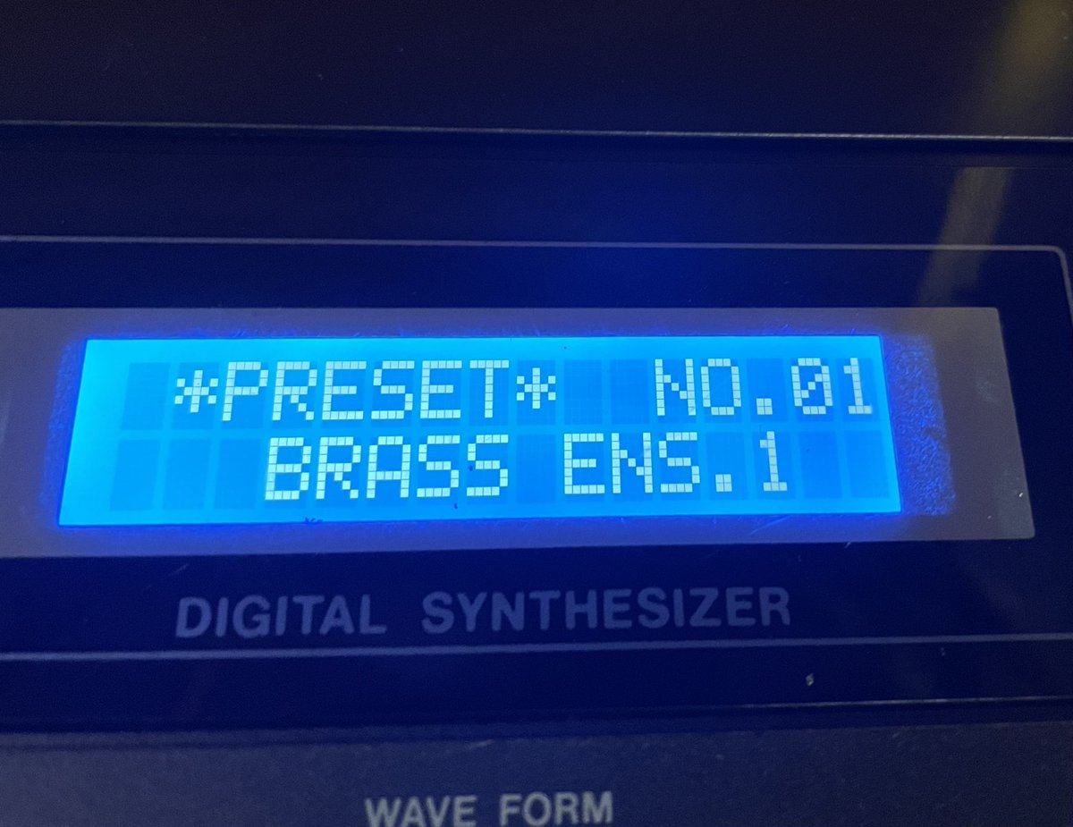 Oops screen is a bit off center, I’ll have to fix that with the next version of the bracket