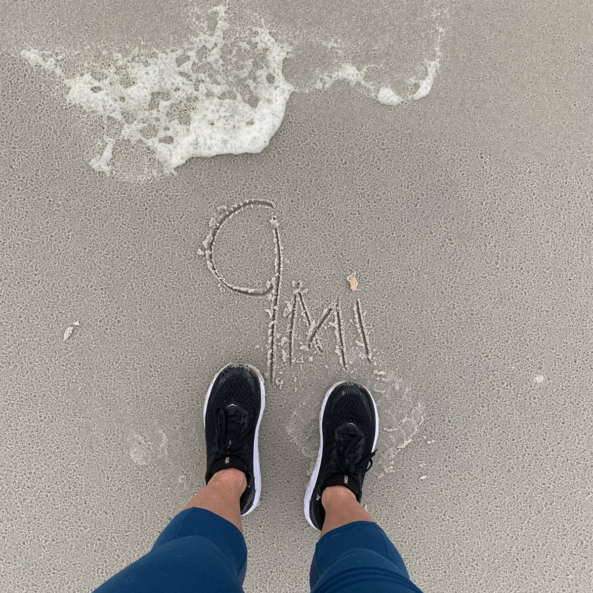 AmeliaBourdeau's tweet photo. Afternoon run 90minutes brought me 9 miles... #runner #beachrunner https://t.co/kmNuAjSFNJ