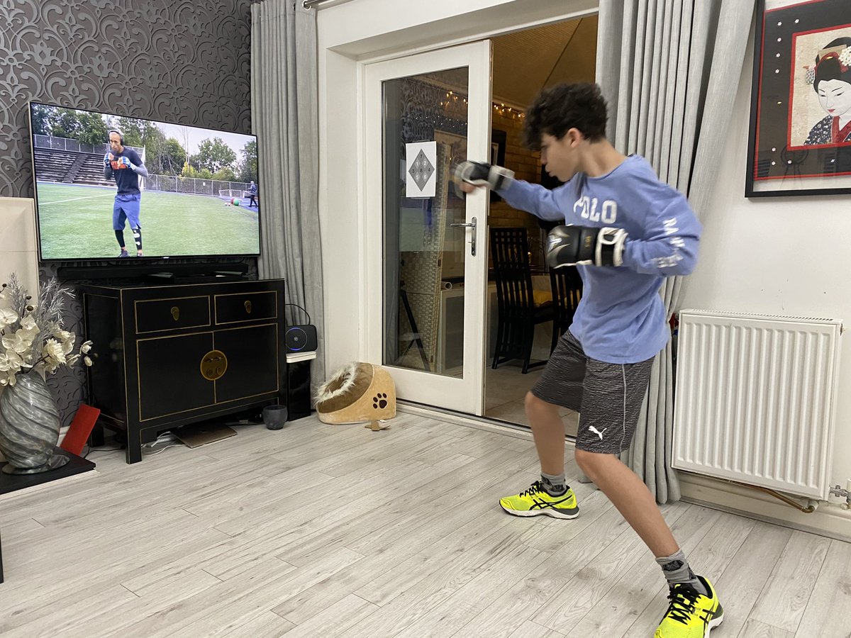 JuditRosw's tweet photo. @wgsbsport1 PE Challenge Jayden (8D) with @NBFitness https://t.co/wPNKsxrq6V