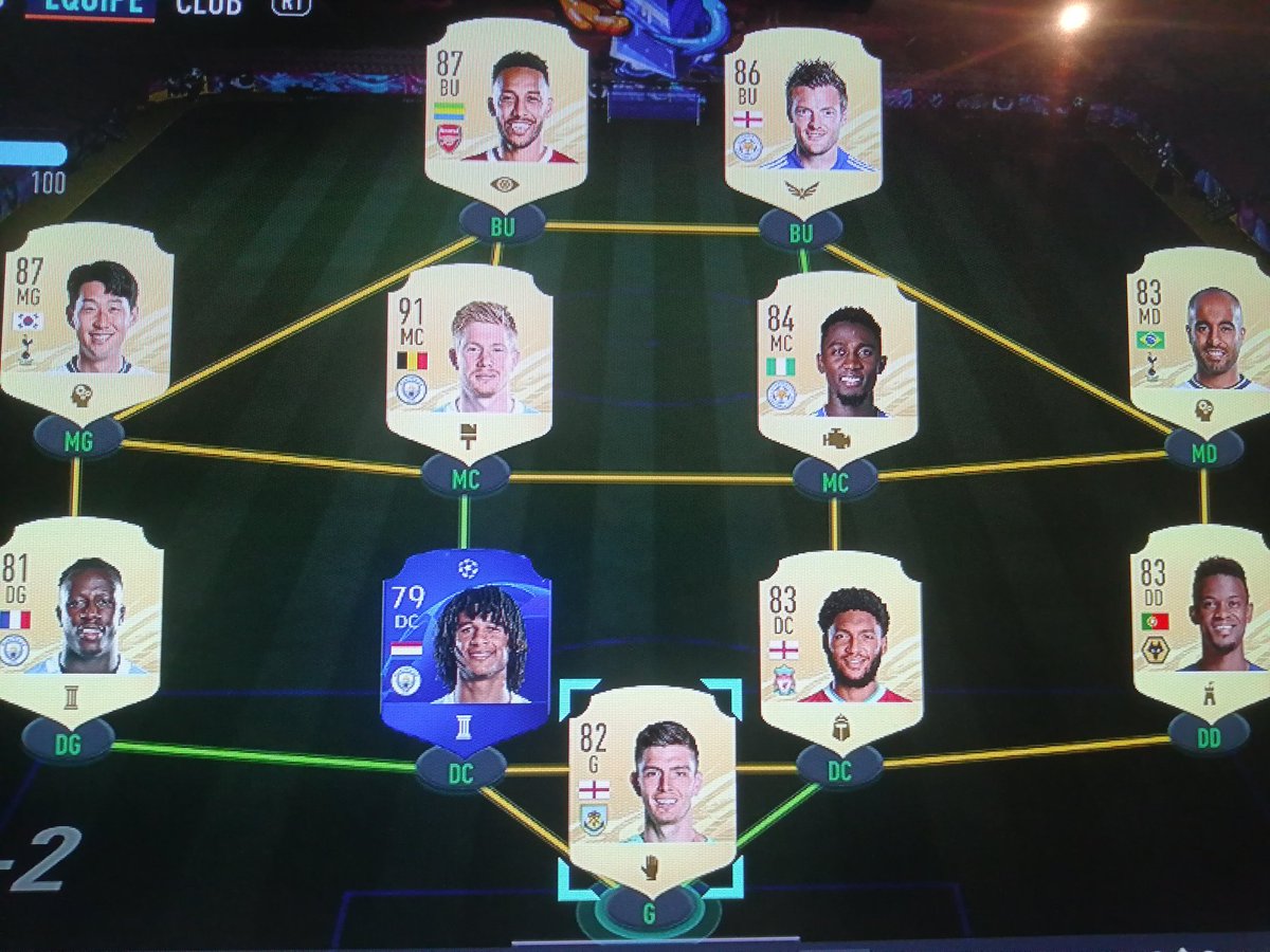 LaunayGeoffrey3's tweet photo. @Mx18FUT @IFY_FAIZ @IDRIZZ38  vous penser quoi de mon équipe quesque vous améliorer https://t.co/vUICmACtqE