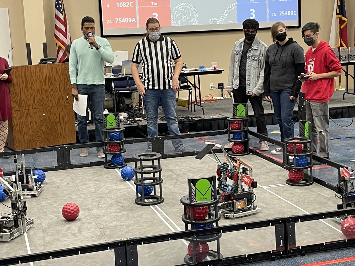 lovejoyrobotics's tweet photo. Time to win! #LovejoyRobotics is @ #RumbleintheFalls2021 today & working hard. We’re breaking for lunch but we have teams ranking high so far. Come on & cheer on these Leopards! #OneHeartOneLovejoy #1082B #1082C #1082E #1082X #RoboticsExcellence #VEXChangeUp #LETSGO @lovejoyisd1 https://t.co/tZU7BzcW2v