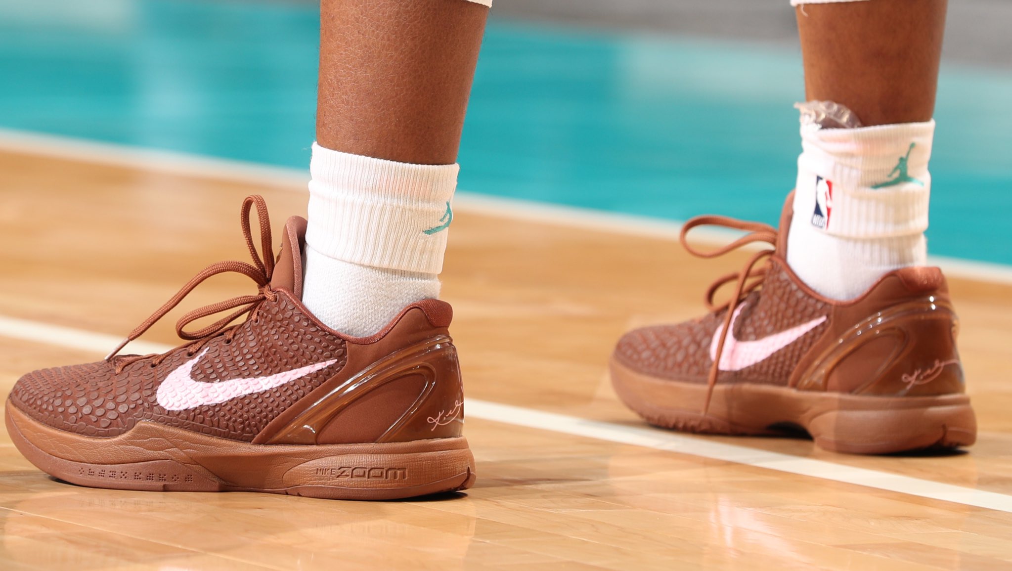 Nike Kobe 6 Malik Monk PE . . #kobebryantshoes #sneakers #ripkobe  #kicksoncourt #kicksdaily #sneakersaddict #mambamentality…