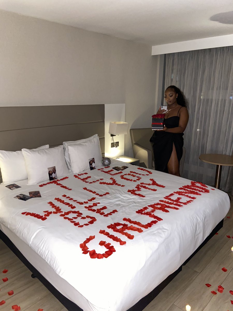 ms_tads's tweet photo. Valentine’s Day is around the corner. What’s the most romantic thing somebody has done for you? 

Here’s mine 😭❤️ https://t.co/TchEuDvl1X