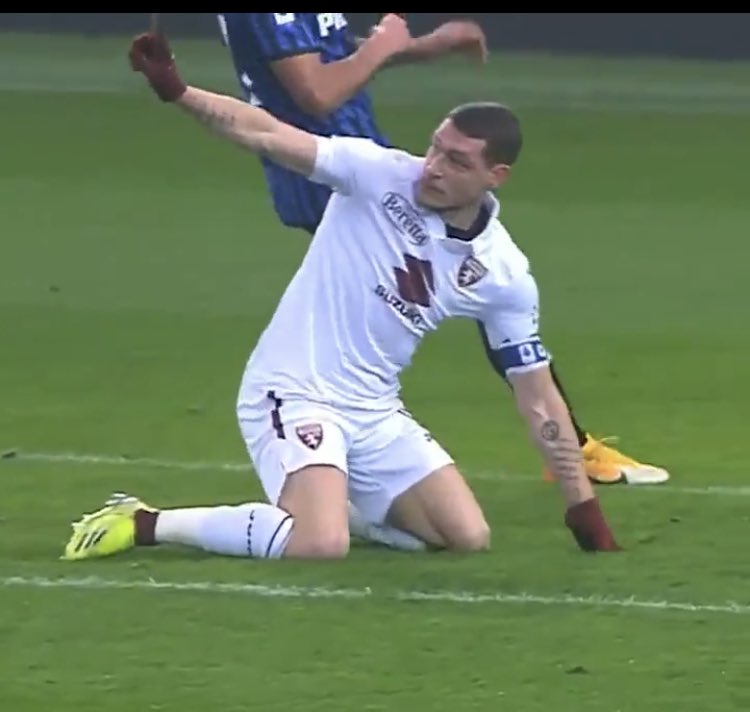pisto_gol's tweet photo. Belotti con un “no,no”ha fatto per l’immagine del Calcio Italiano il +bel gol della settimana ❤️ https://t.co/1QxYYopw0w
