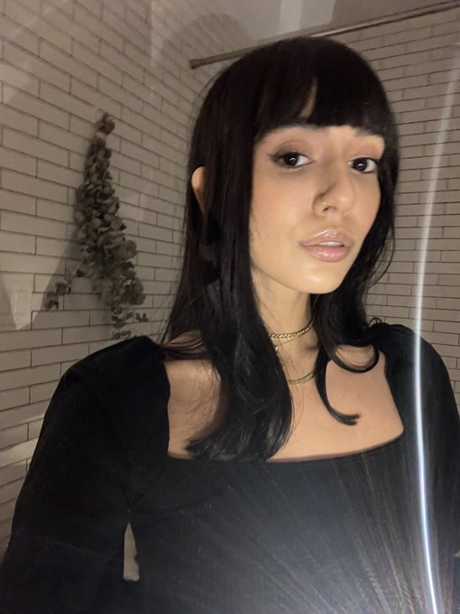 forgot how to take photos of myself https://t.co/cokSXj0Ouj