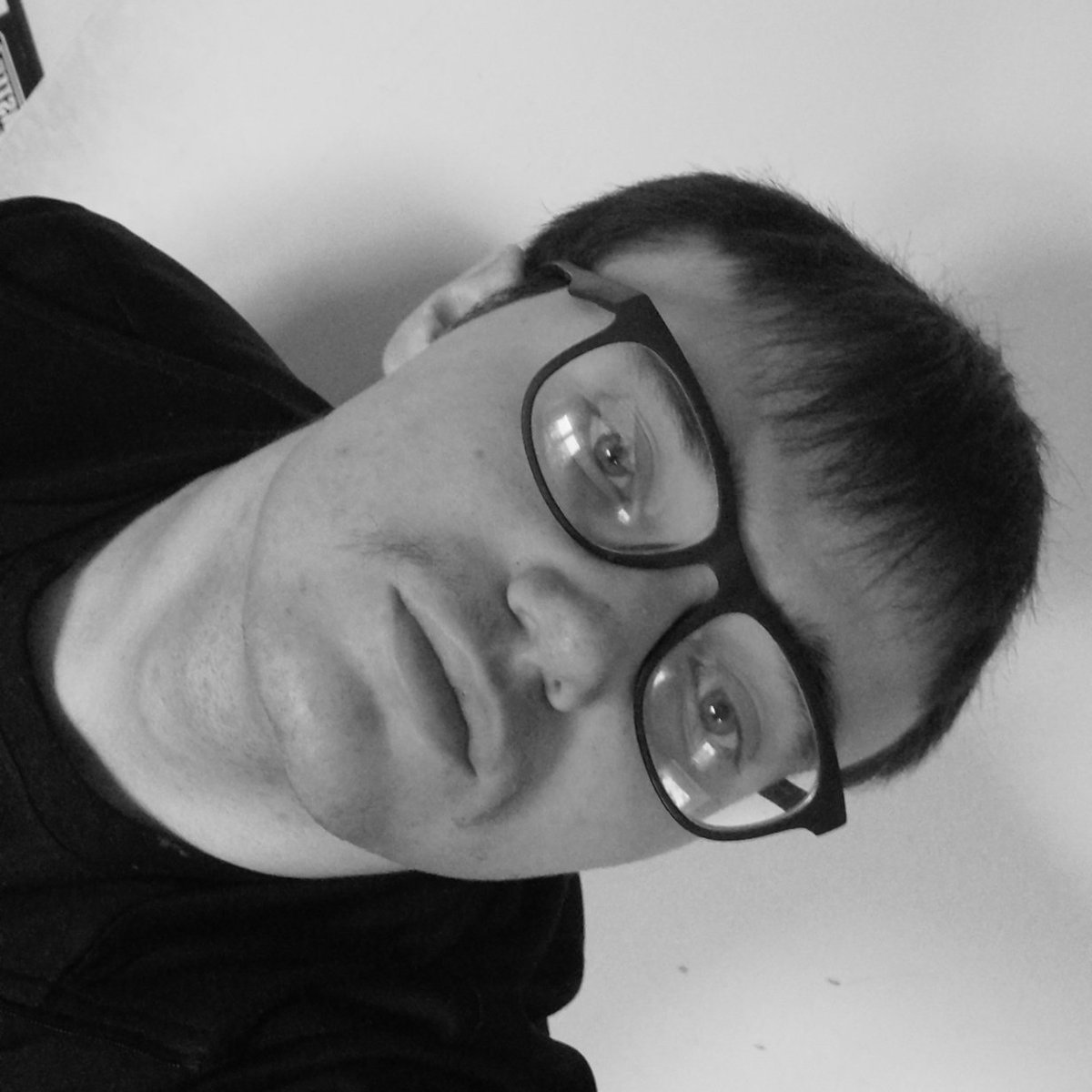 inactiveacc_3's tweet photo. Is it me or am I starting to be obsessed with grey filters like come on y'all I literally feel amazing in this ❤️
#grey #greyfilter #gay #gaypride #azaleans #beauty https://t.co/p6T1CyFvUS