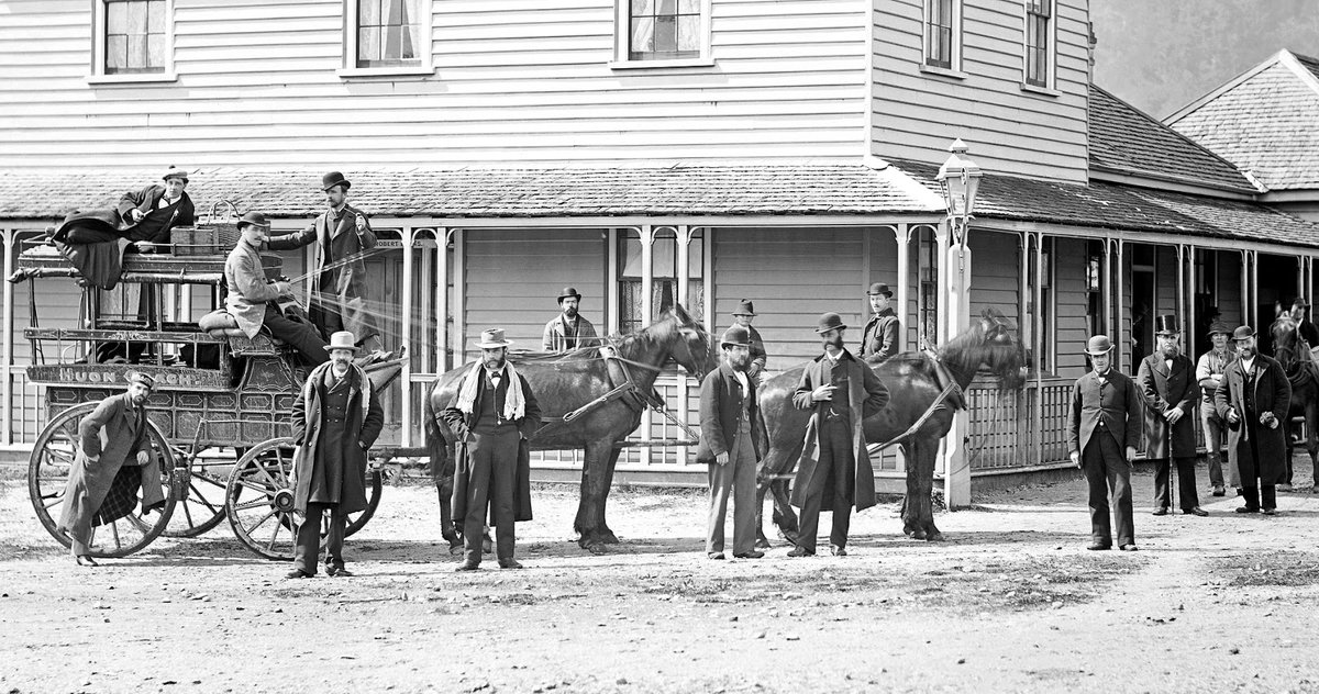 marinamaral2's tweet photo. Posing for Instagram before Instagram was even a thing. #squadgoals

Huon coach and buildings, Huonville, ca. 1900 https://t.co/HPMmhWtlLD
