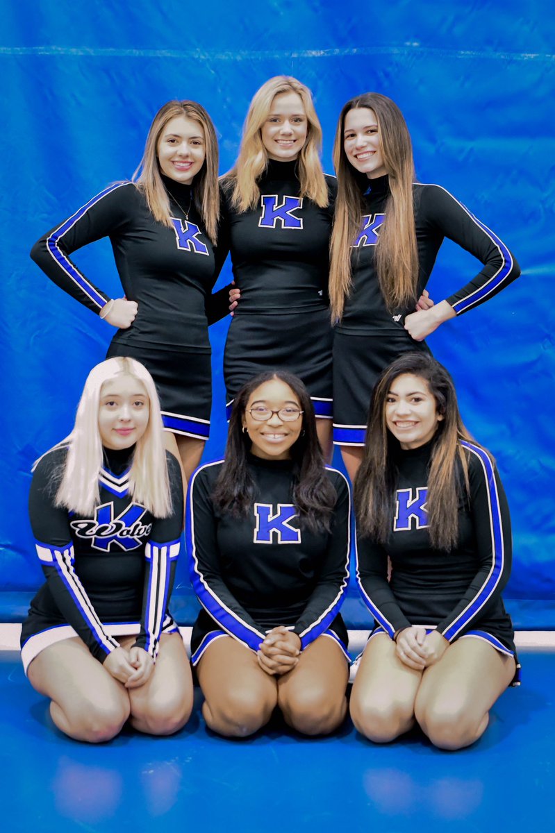 It’s Senior Night for these Class of ‘21 Seniors! Your leadership and commitment is so special 🐺🏀 📣 @WKHSBBasketball @wolveshoops1313 @WKHSWolves @WKHS_Krazies @misscoachsutton